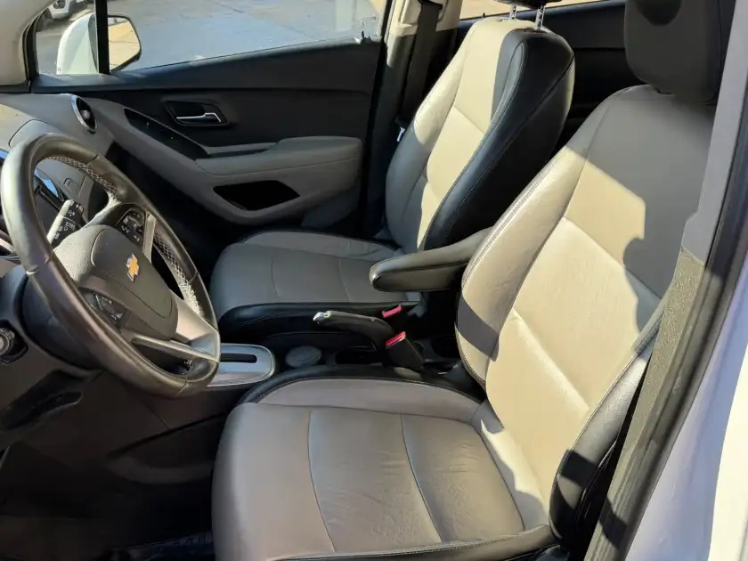 Chevrolet Tracker 1.8 4X4 Ltz Plus At L13 2014 - foto 3