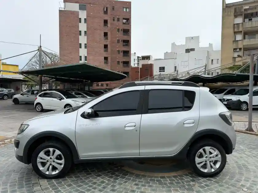 Renault Sandero Stepway 1.6 Privilege L15 2019 - foto 2