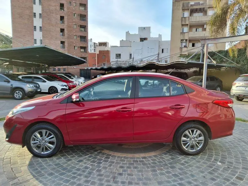 Toyota Yaris 1.5 Xls 4P L20 2021 - foto 2