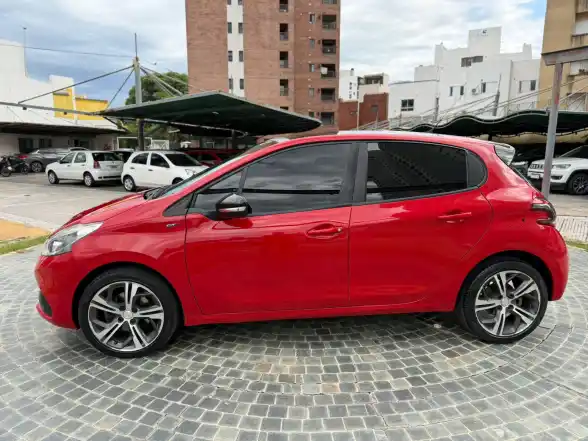 Peugeot 208 1.6 Gt L16 2017 - foto 2