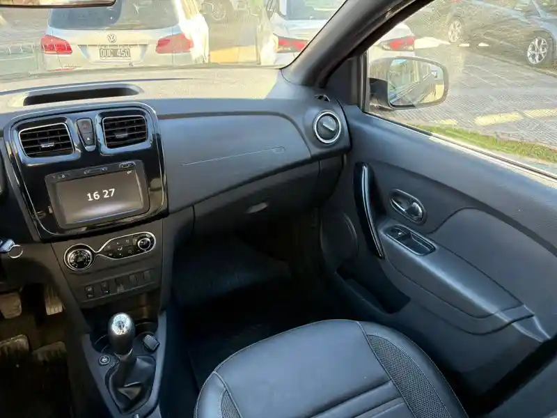 Renault Logan Ii 1.6 Intens 2022 - foto 4