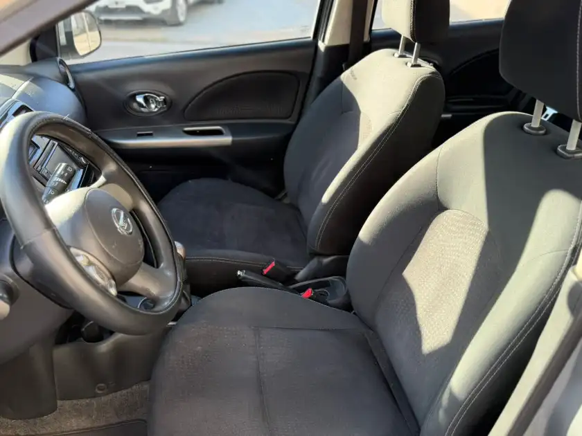 Nissan March 1.6 Media-Tech Pure Drive L14 2014 - foto 3
