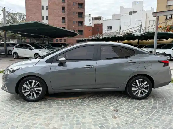 Nissan Versa 1.6 Advance Cvt L21 2021 - foto 2