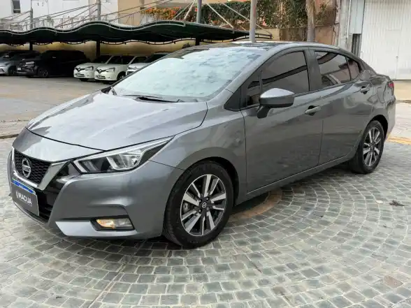 Nissan Versa 2021 - foto 1