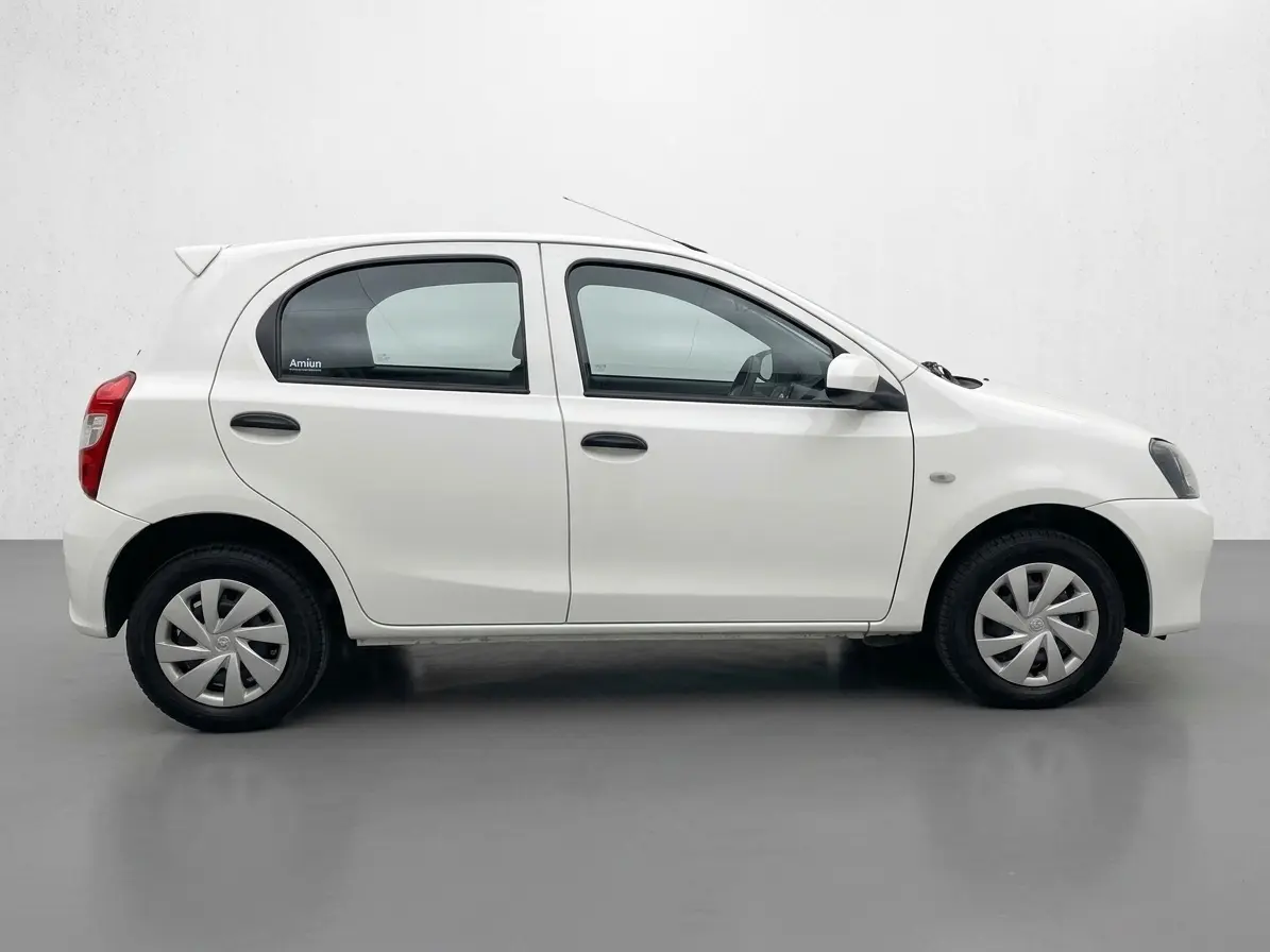 Toyota Etios X 1.5 6Mt 5P 2019 - foto 2