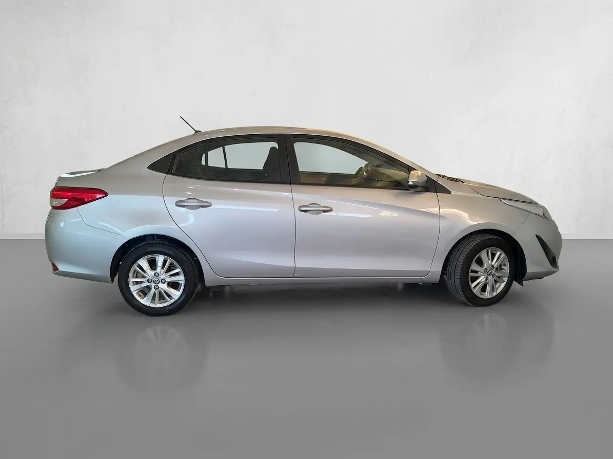 Toyota Yaris Xls 1.5 6Mt 4P 2019 - foto 2