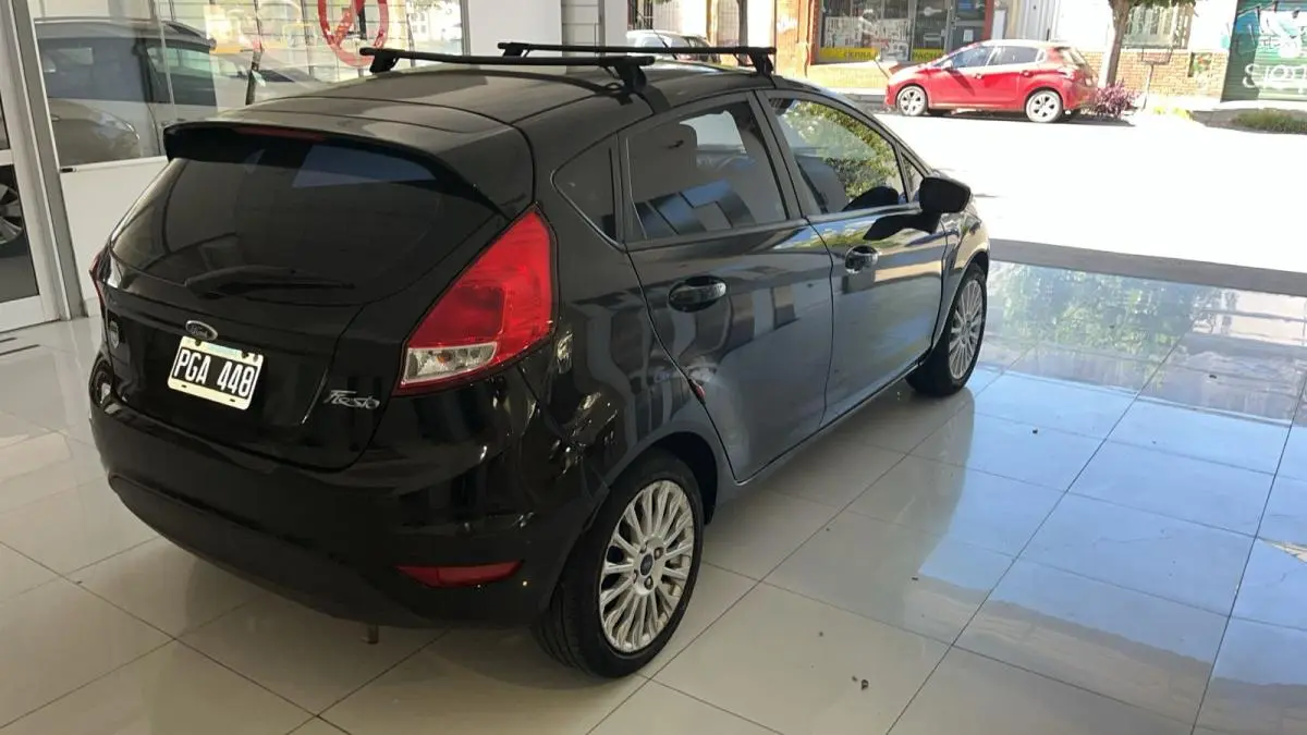 Ford Fiesta 1.6 Kd Se 2015 - foto 4