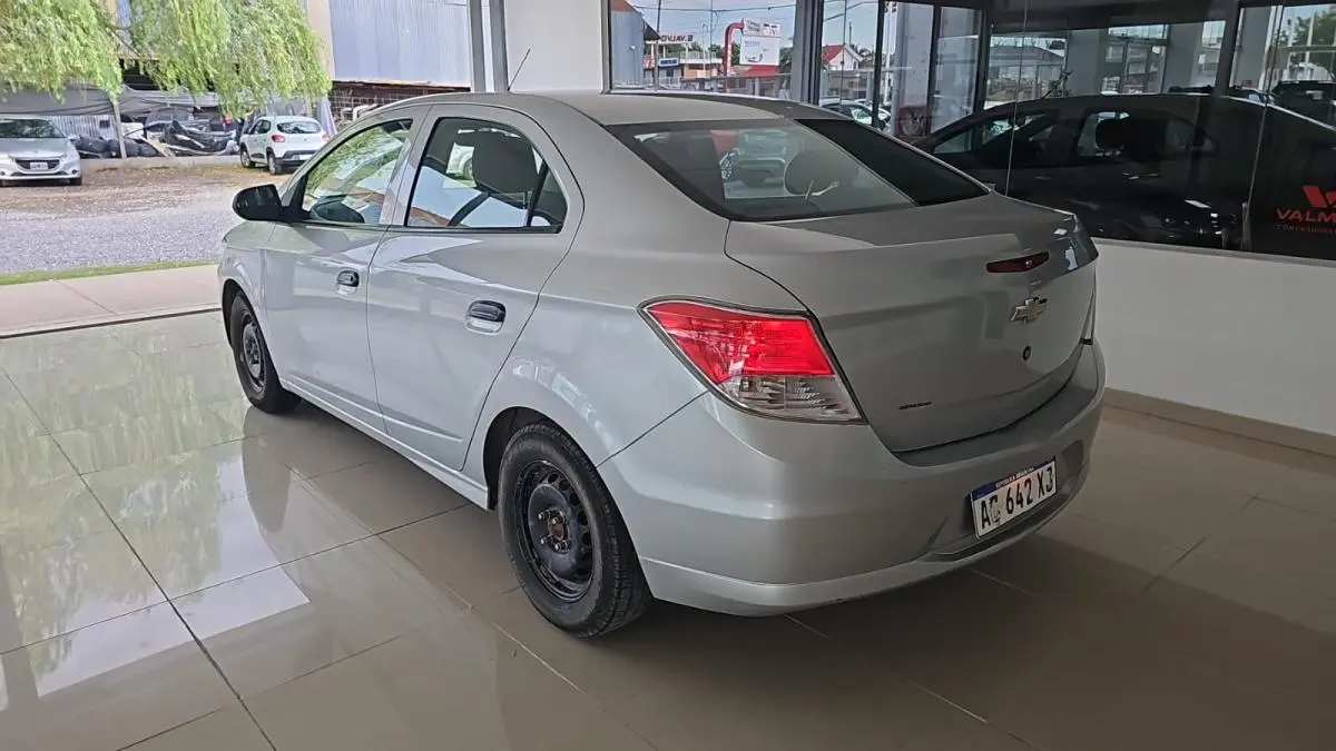 Chevrolet Onix Joy + 1.4 2018 - foto 4
