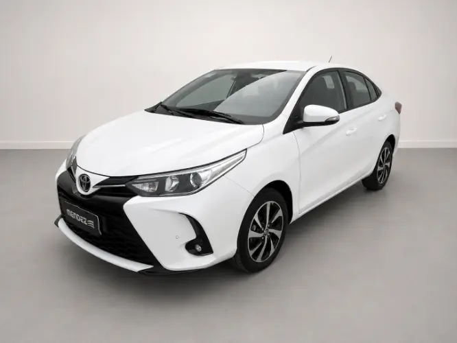 Toyota Yaris Xls 1.5 4P Cvt Pack 2024 - foto 1