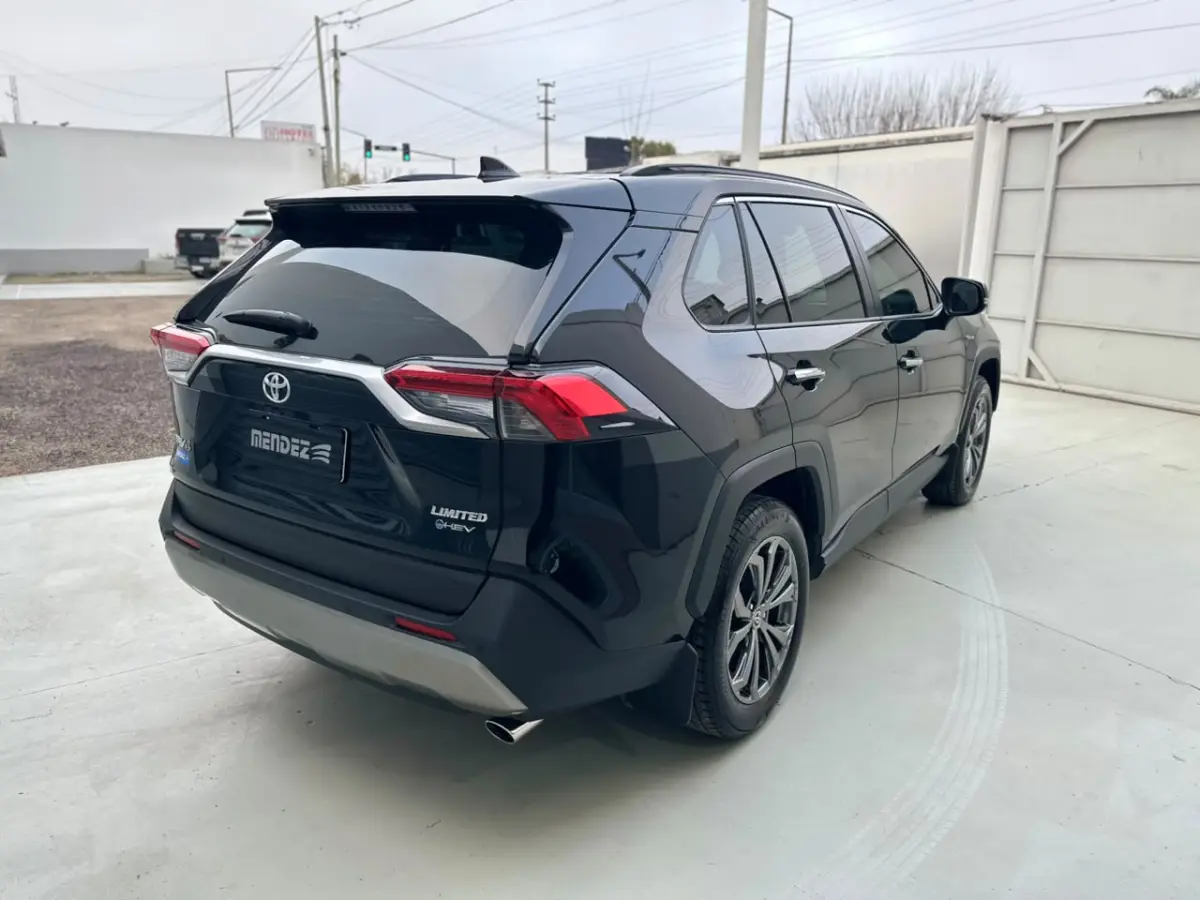 Toyota Rav 4  2026 - foto 3