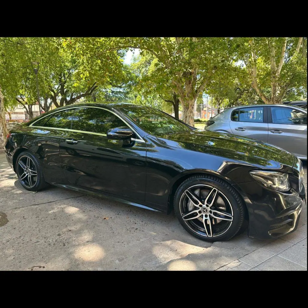 Mercedes Benz E400 4 Matic 2017 - foto 4