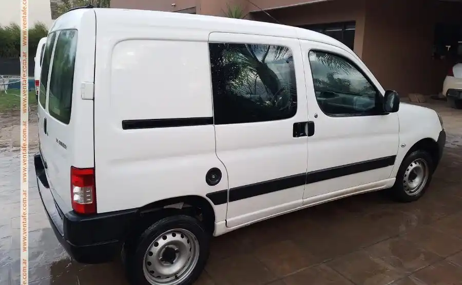 Peugeot Partner Hdi 2021  -  5 Asientos  2021 - foto 2