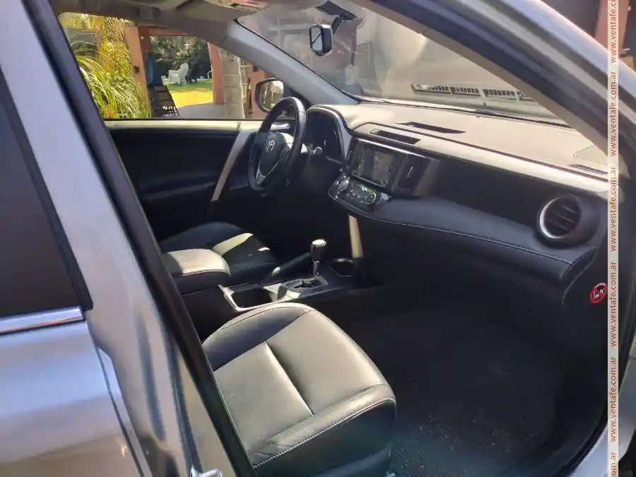 Toyota Rav 2.5 Vx - 4X4 Solo 32.000 Km - foto 3
