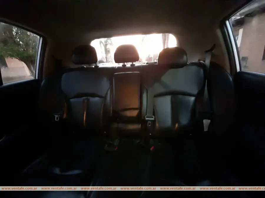 Nissan Tiida Tekna 2010 1.8  2010 - foto 5