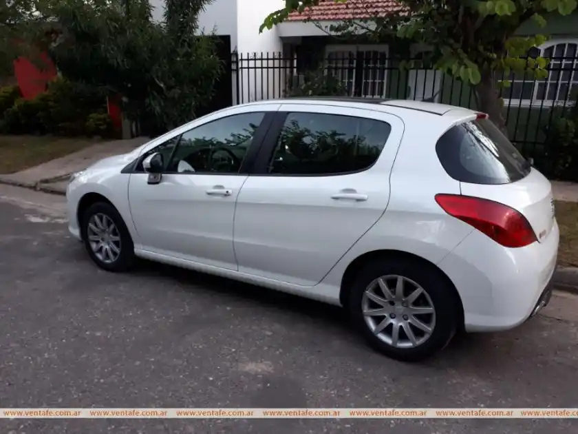 Peugeot 308 Allure Nav 2015  2015 - foto 2