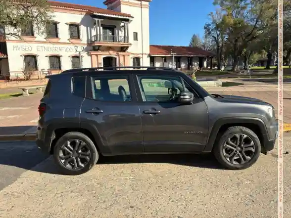 Jeep Renegade S . 1.3 T / Mano 44 Mil Km  Año 24. - foto 4