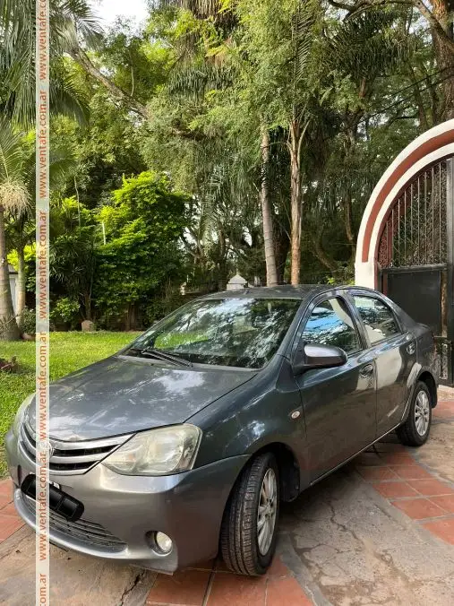 Toyota Etios 1.5 Xls -Efectivo-Transferencia - foto 1