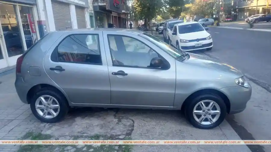 Fiat Palio Pack Confort 5P Año 2016 78.000 Km  2016 - foto 3