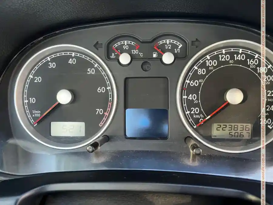 Bora 1.8T Mod 2010  2010 - foto 5