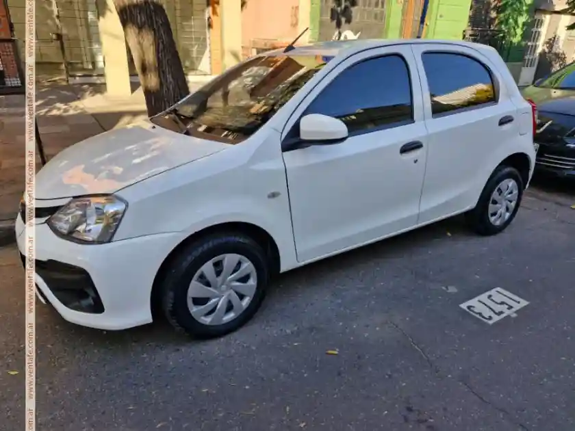 Toyota Etios 2023 2023 - foto 1