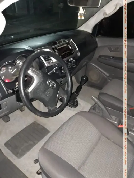Toyota Hilux 2015  2015 - foto 2