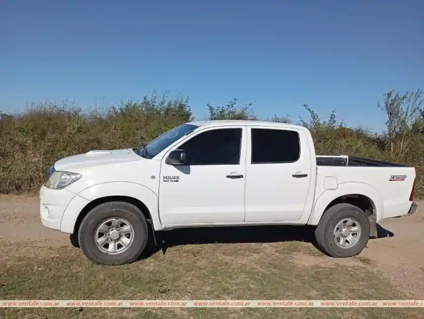 Toyota Hilux Sr 4X2 2011  2011 - foto 3