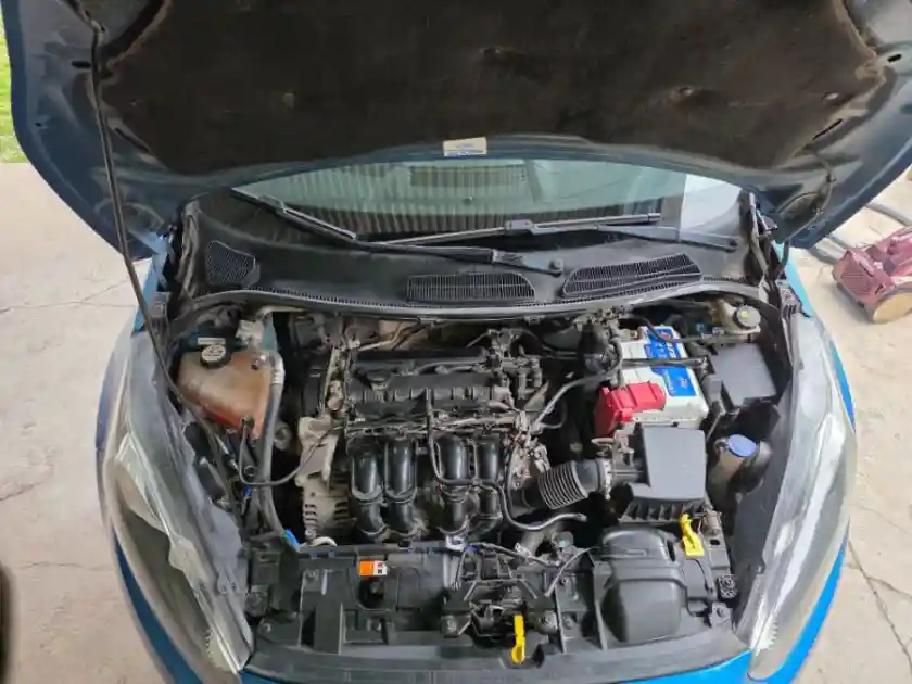 Ford Fiesta Kinetic S 2014  2014 - foto 2