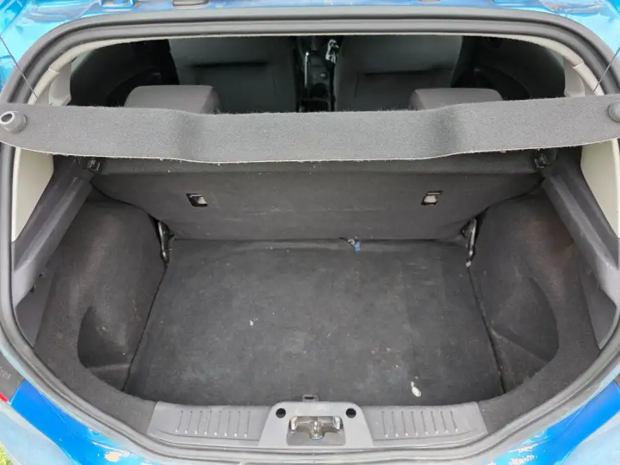 Ford Fiesta Kinetic S 2014  2014 - foto 4