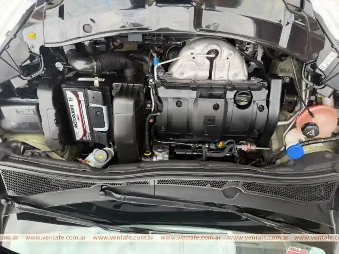 Peugeot 208 Allure 1.6N Touchscreen.  2016 - foto 2