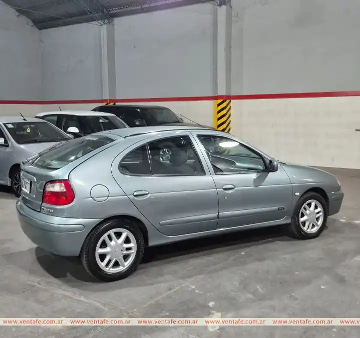 Renault Megane Expresión 1.6 2006  2006 - foto 4