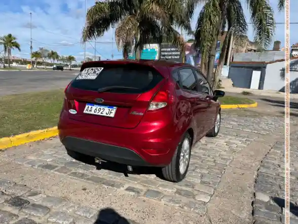 Ford Fiesta Se Plus 2016  2016 - foto 4