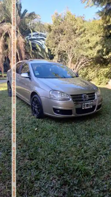 Volkswagen Vento 2.5 año 2008 2008 - foto 1