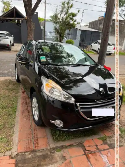 Peugeot 208  2013 - foto 1