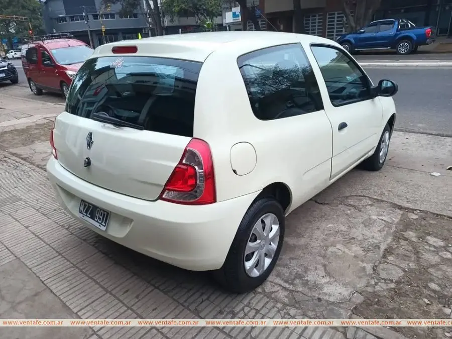 Renault Clio Mio 1.2 3P Confort Año 2013  2013 - foto 3