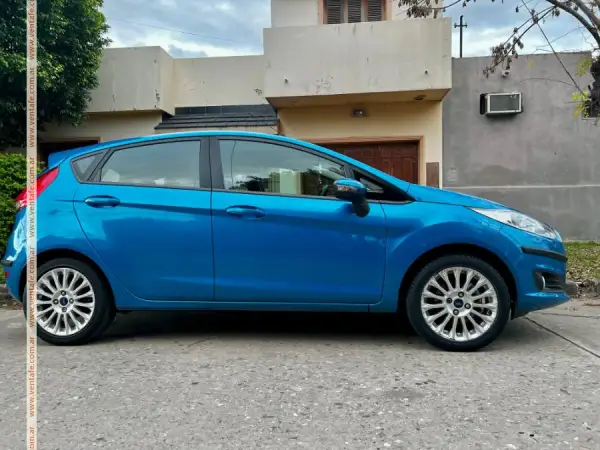Ford Fiesta Kinetic Design Se 2017  2017 - foto 1