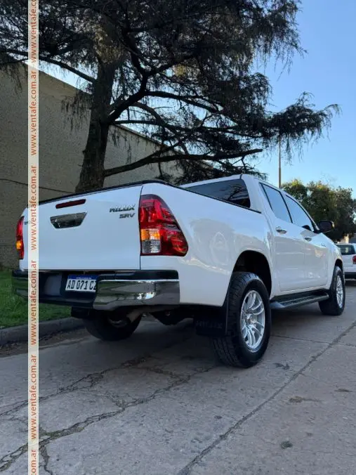 Toyota Hilux 2018 Srv  2018 - foto 2