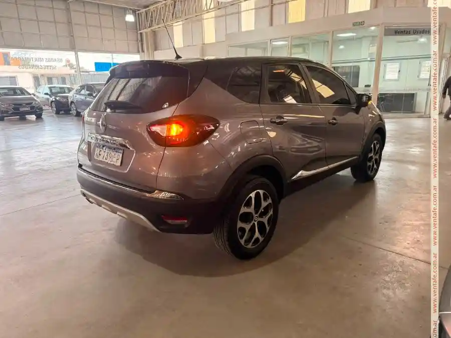 Renault Captur 1.6 Intens Cvt - Año 2021 - 30.588Km  2021 - foto 4