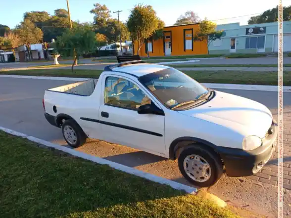 Volkswagen Pick Up Corsa  2000 - foto 1