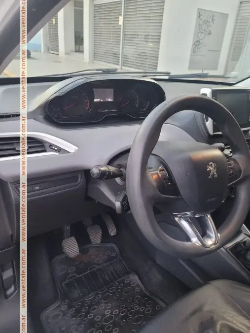 Peugeot 208  2018 - foto 5