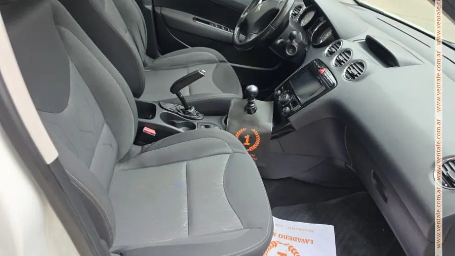 Peugeot 308 Allure 1.6 Hdi  2017 - foto 4