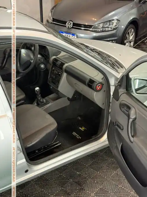 Chevrolet Corsa Classic Ls  2015 - foto 2