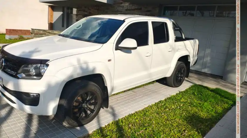 Volkswagen Amarok Confort 2022 Automática  2022 - foto 2