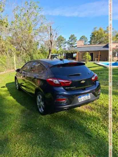 Chevrolet Cruze 2024 1.4T 5P 8.000 Km  2024 - foto 3