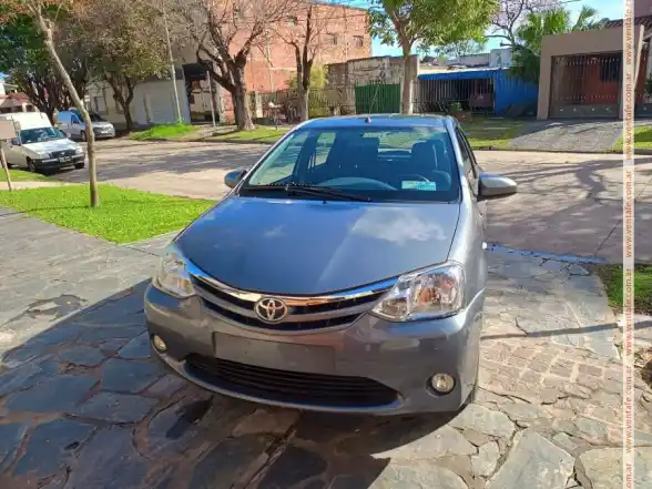 Toyota Etios 1.5 Xls - Full - 59.154 Km. - foto 4