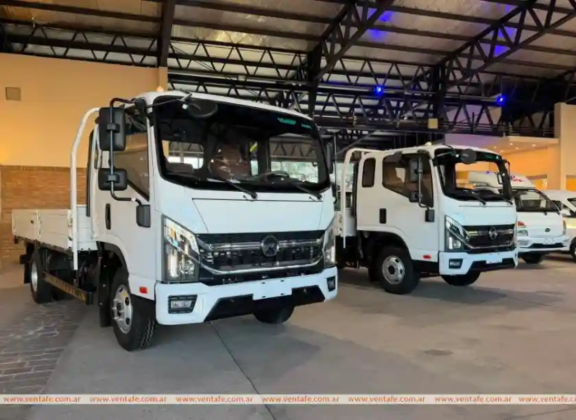 Kama M3 Cargo Cab. Ext. Con Caja De Carga Okm My26 - foto 1