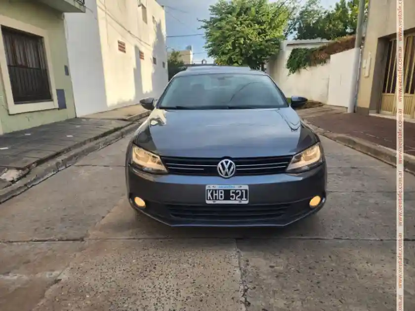 Volkswagen Vento 2.0 Tdi - foto 1