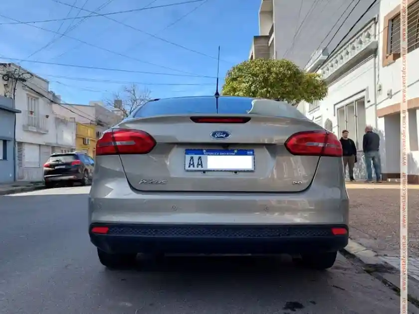 Ford Focus 3 2016 Se Plus 2.0L Nafta - 5Ta Manual  2016 - foto 2