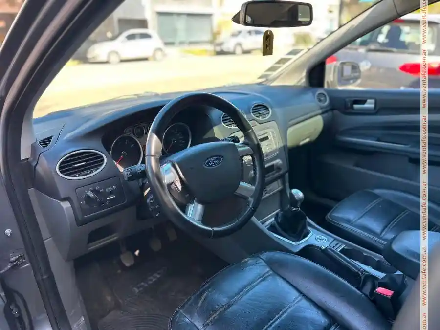 Ford Focus Guia 2.0 5P Impecable.!!!  2013 - foto 5
