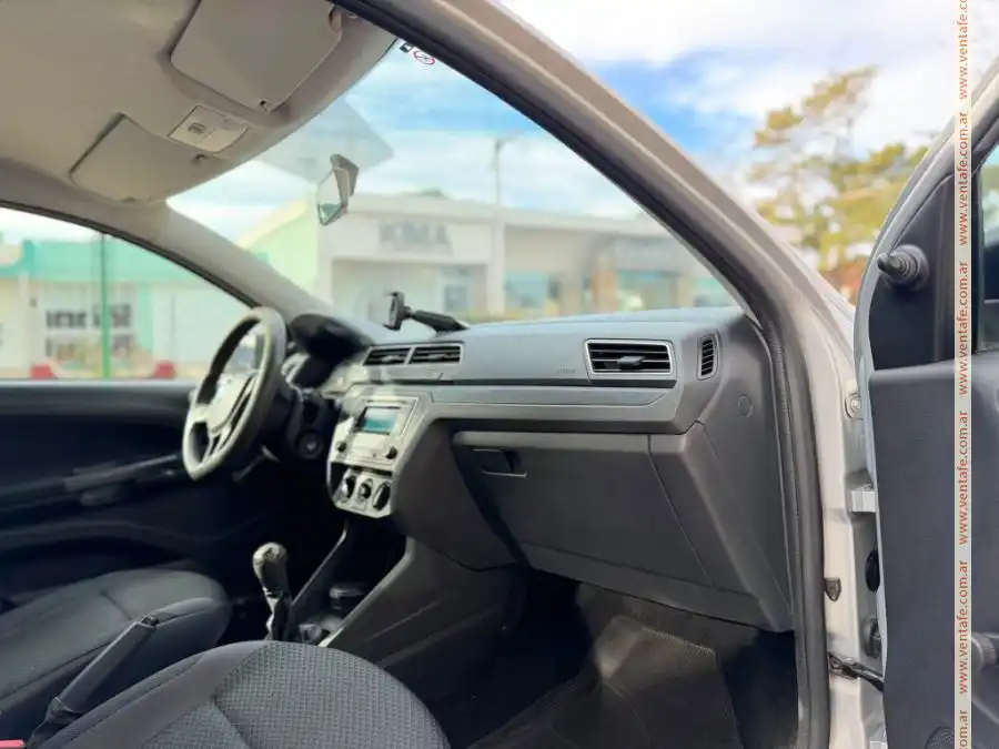 Volkswagen Voyage 1.6 Msi Manual Año 2017 48.000Km  2017 - foto 5