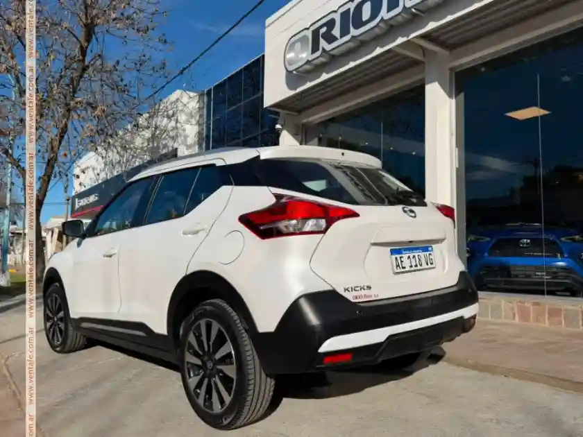 Nissan Kicks 1.6 16V Exclusive Cvt F2 Año 2020  2020 - foto 2